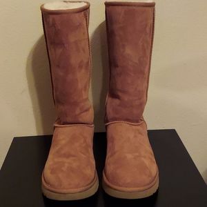 Ugg tall boots classic